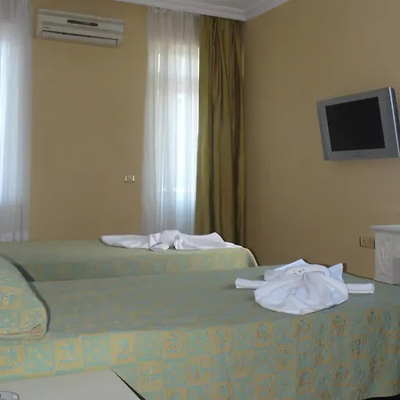 מלון Arinna Park