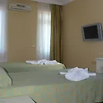 Hotel Arinna Park