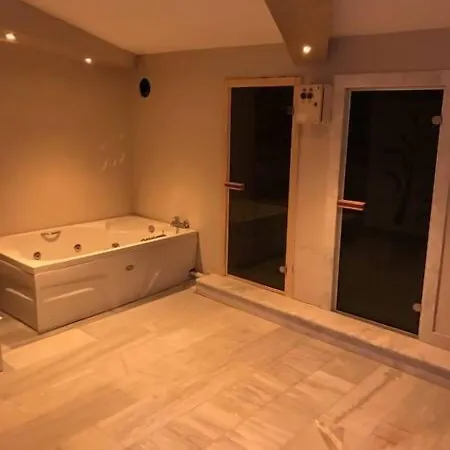 Arinna Park Ξενοδοχείο