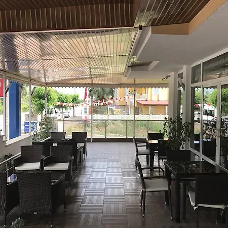 Otel Arinna Park