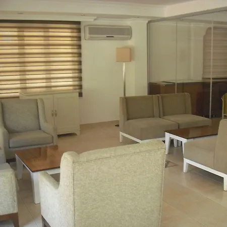 Ξενοδοχείο Arinna Park