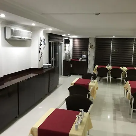Arinna Park 3*
